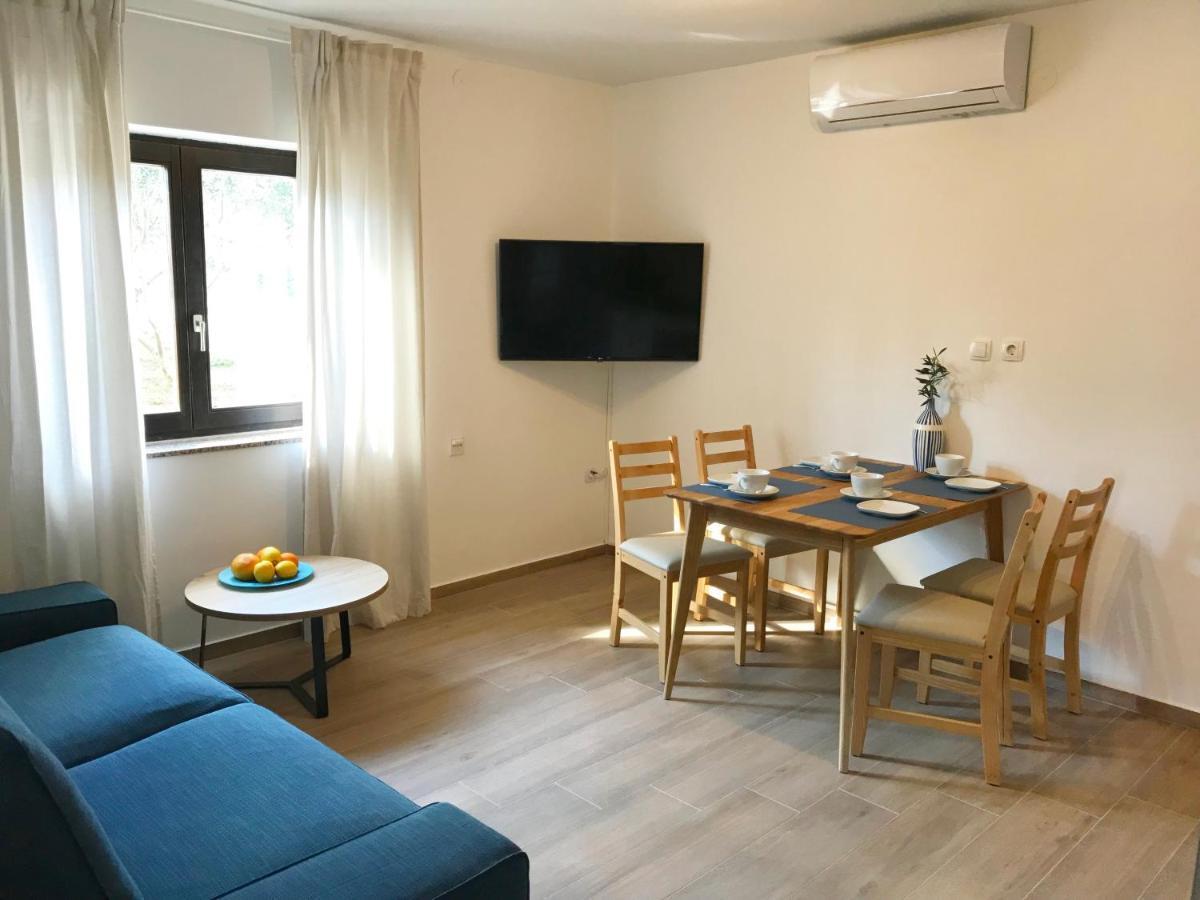 Apartmani Lavanda Vrsi Eksteriør billede